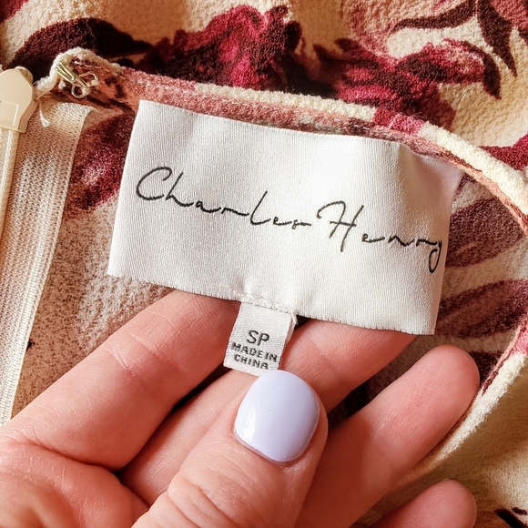 Charles Henry‎ Cream Floral Patterned Bell Sleeve Cut Out Mini Dress Sz SP NWOT - Picture 3 of 16